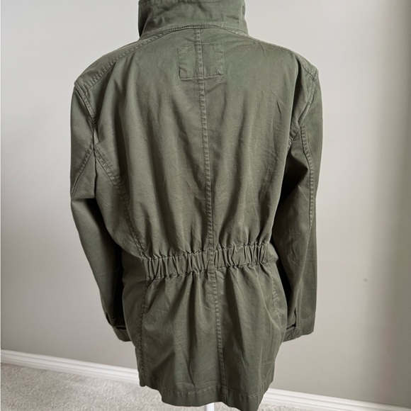 Banana Republic Women’s Utility Jacket in Olive Petite Large - Picture 3 of 7